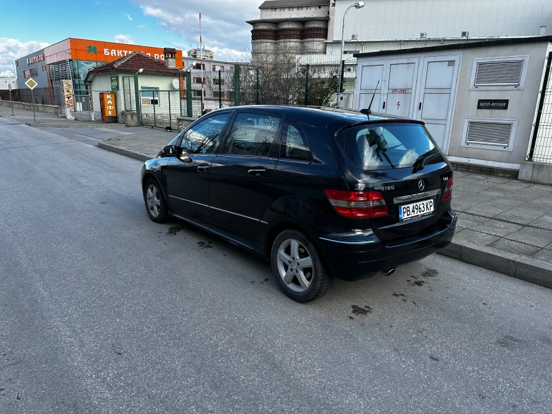 Mercedes-Benz B 180, снимка 8 - Автомобили и джипове - 49441395