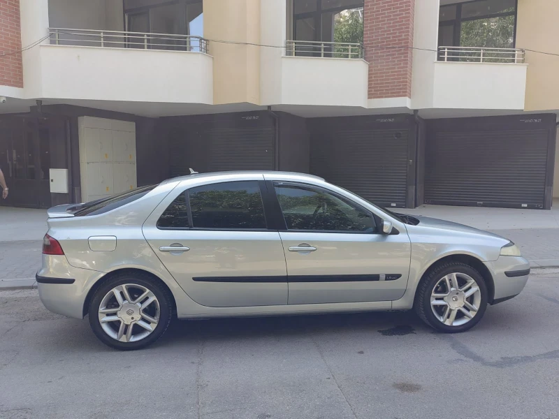 Renault Laguna 1.9dci, снимка 5 - Автомобили и джипове - 52336739