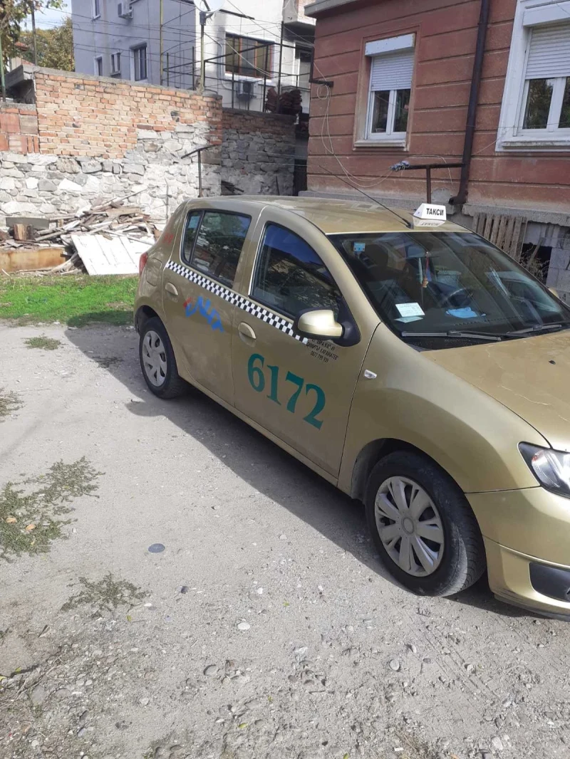 Dacia Sandero 0.9 Turbo, снимка 2 - Автомобили и джипове - 52683908