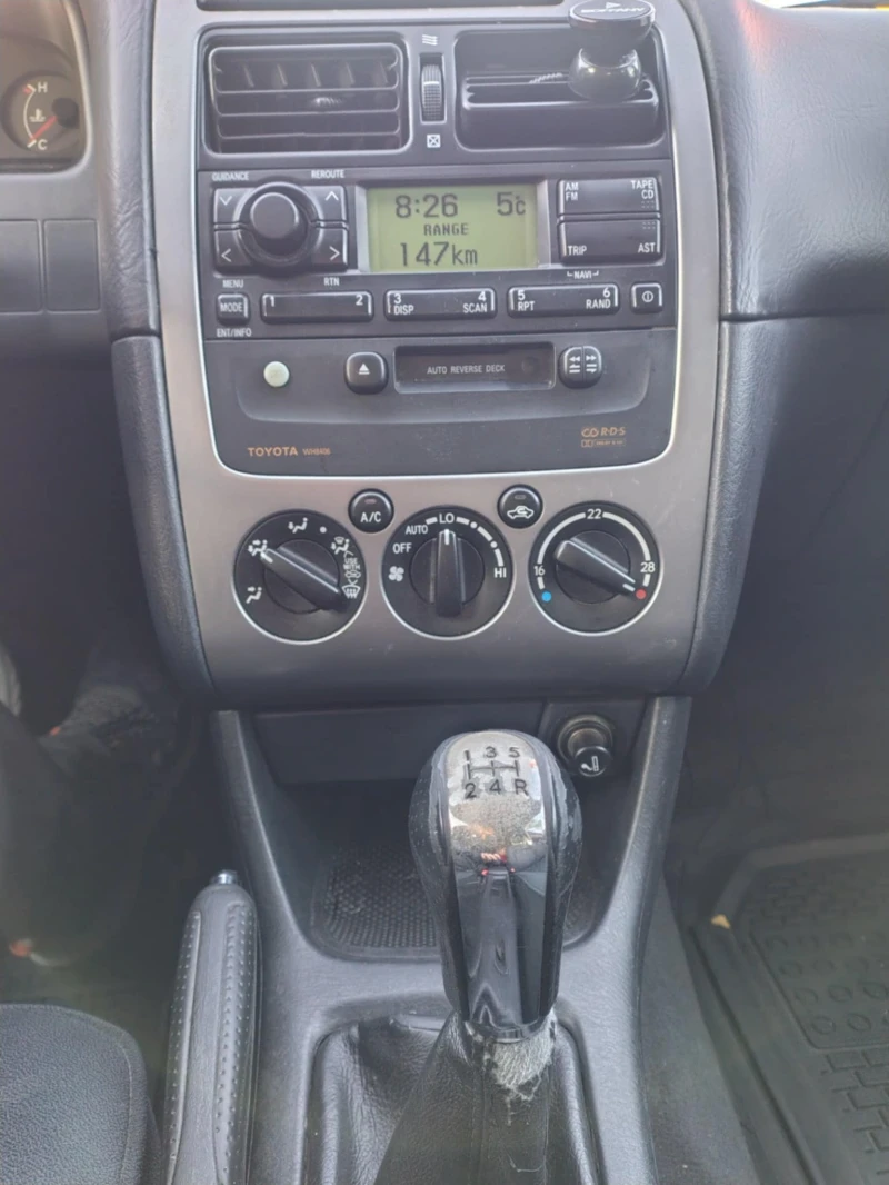 Toyota Avensis, снимка 16 - Автомобили и джипове - 52281294