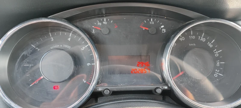 Peugeot 3008 1.6, снимка 16 - Автомобили и джипове - 52663007