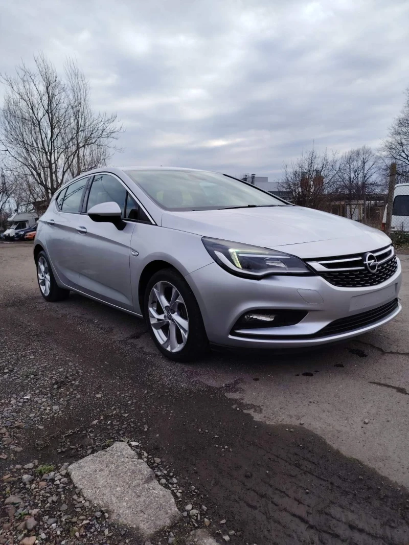 Opel Astra 1.6  Navi, снимка 8 - Автомобили и джипове - 53105443