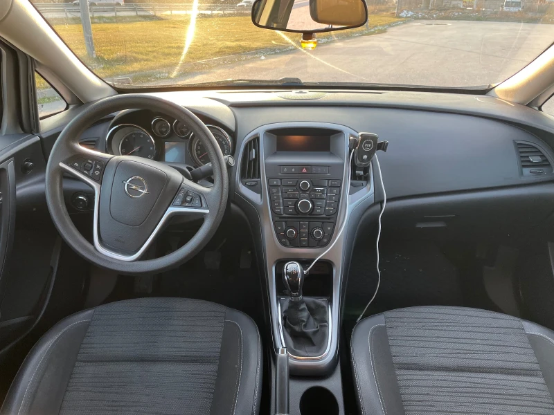 Opel Astra, снимка 9 - Автомобили и джипове - 53157014