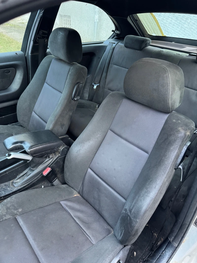 BMW 318, снимка 8 - Автомобили и джипове - 53433371