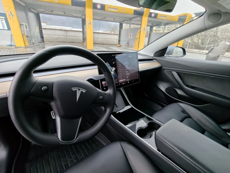 Tesla Model 3 AWD Long Range във гаранция до 2028г., снимка 8 - Автомобили и джипове - 53484190