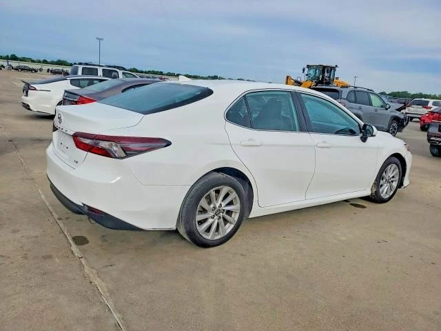 Toyota Camry, снимка 3 - Автомобили и джипове - 54683760