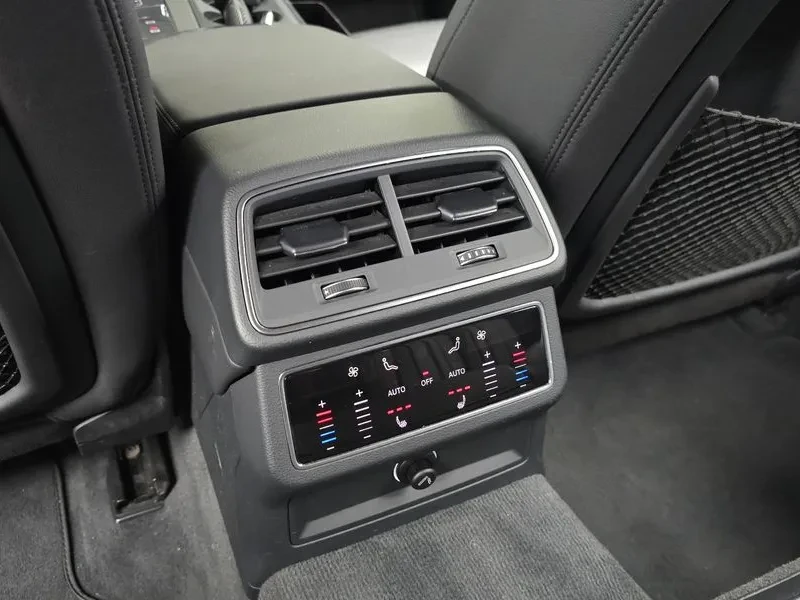 Audi A6 2.0 TFSI Quattro - САМО 30% АВАНС, снимка 16 - Автомобили и джипове - 56293776