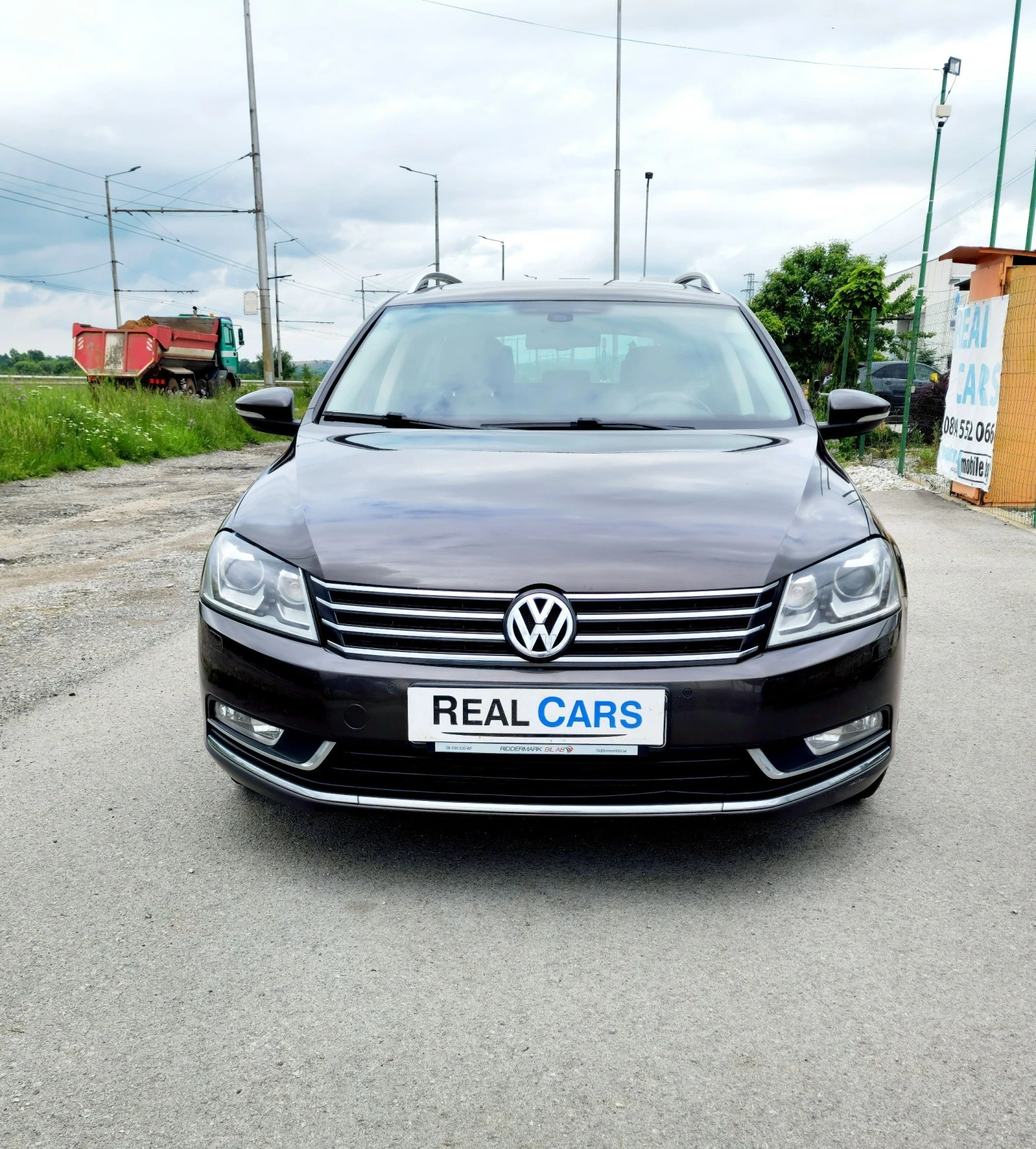 VW Passat 2.0TDI R-Line 4motion DSG - изображение 2