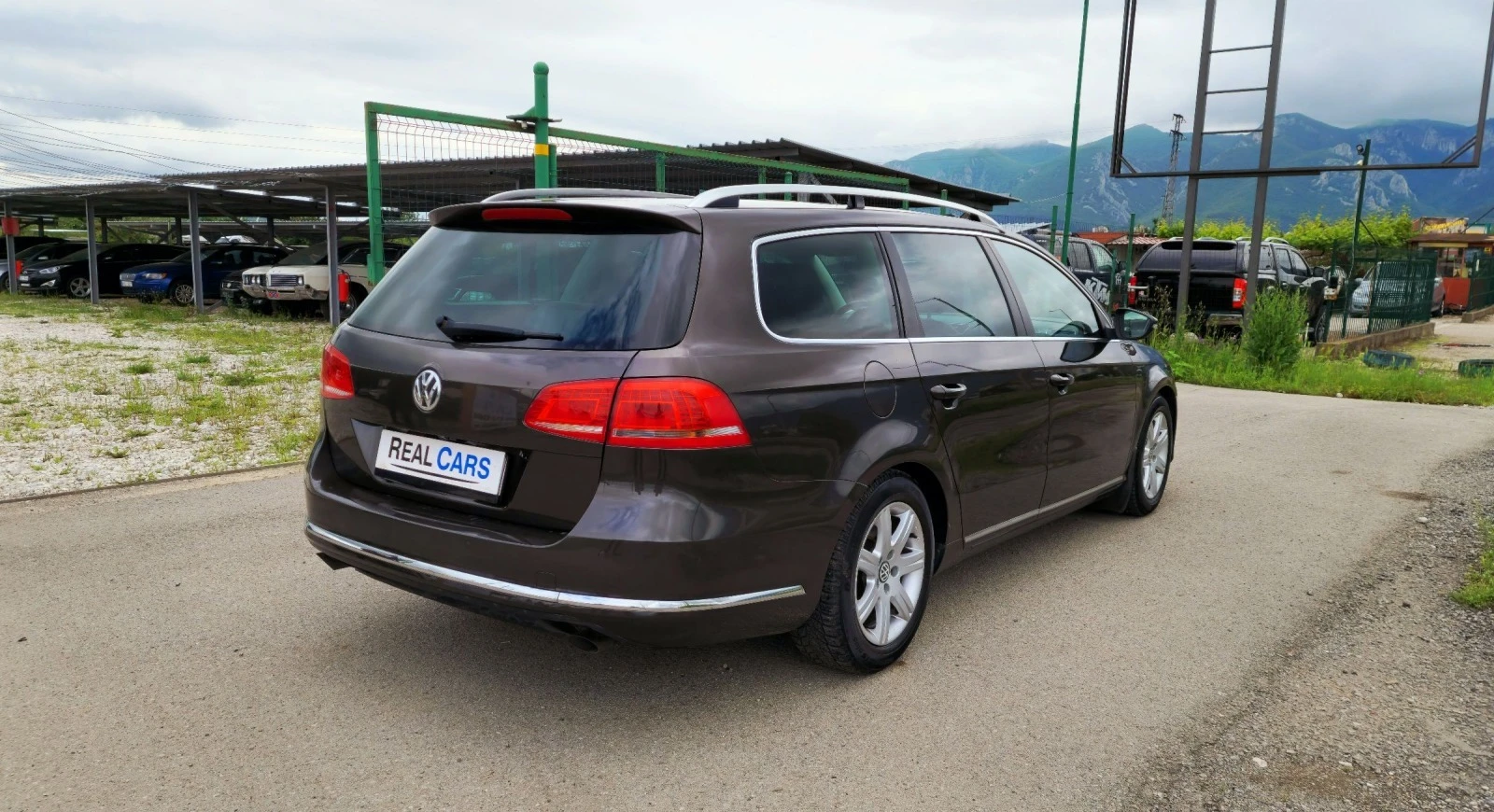 VW Passat 2.0TDI R-Line 4motion DSG - изображение 4