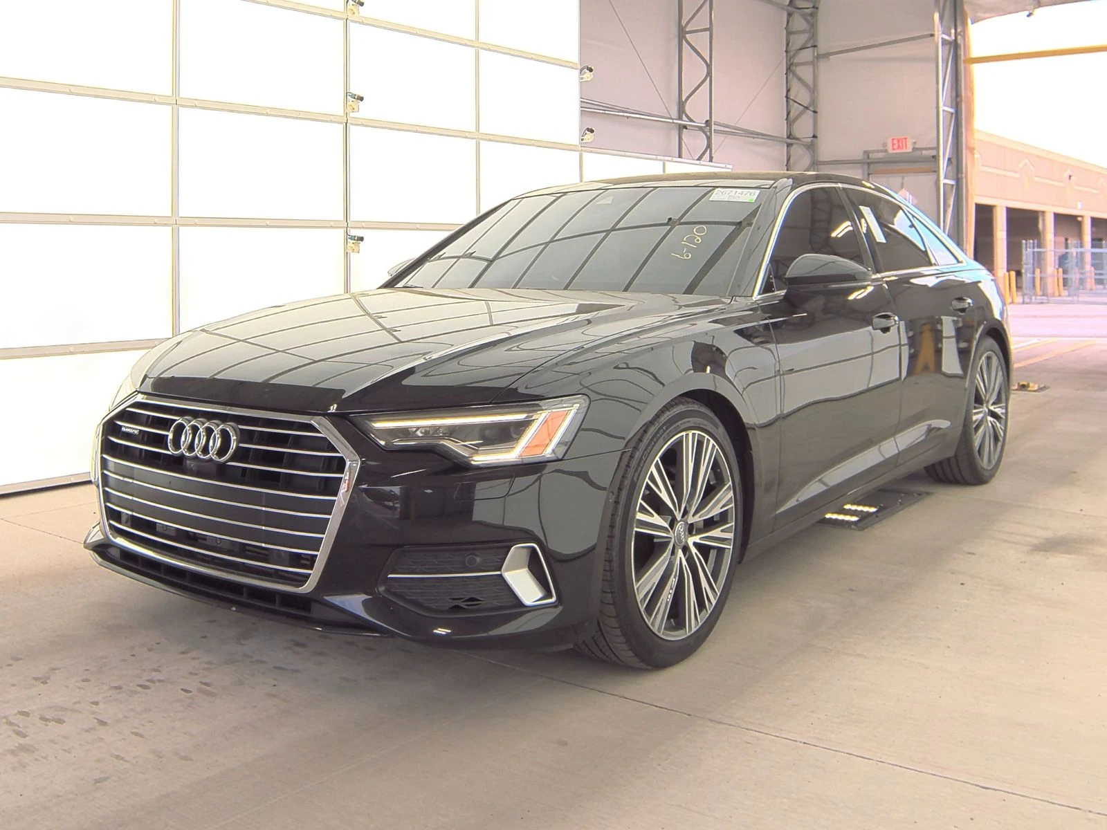 Audi A6 PREMIUM* PLUS* ДИГИТАЛНО* ТАБЛО* ПОДГРЕВ* 360КАМЕР - изображение 3