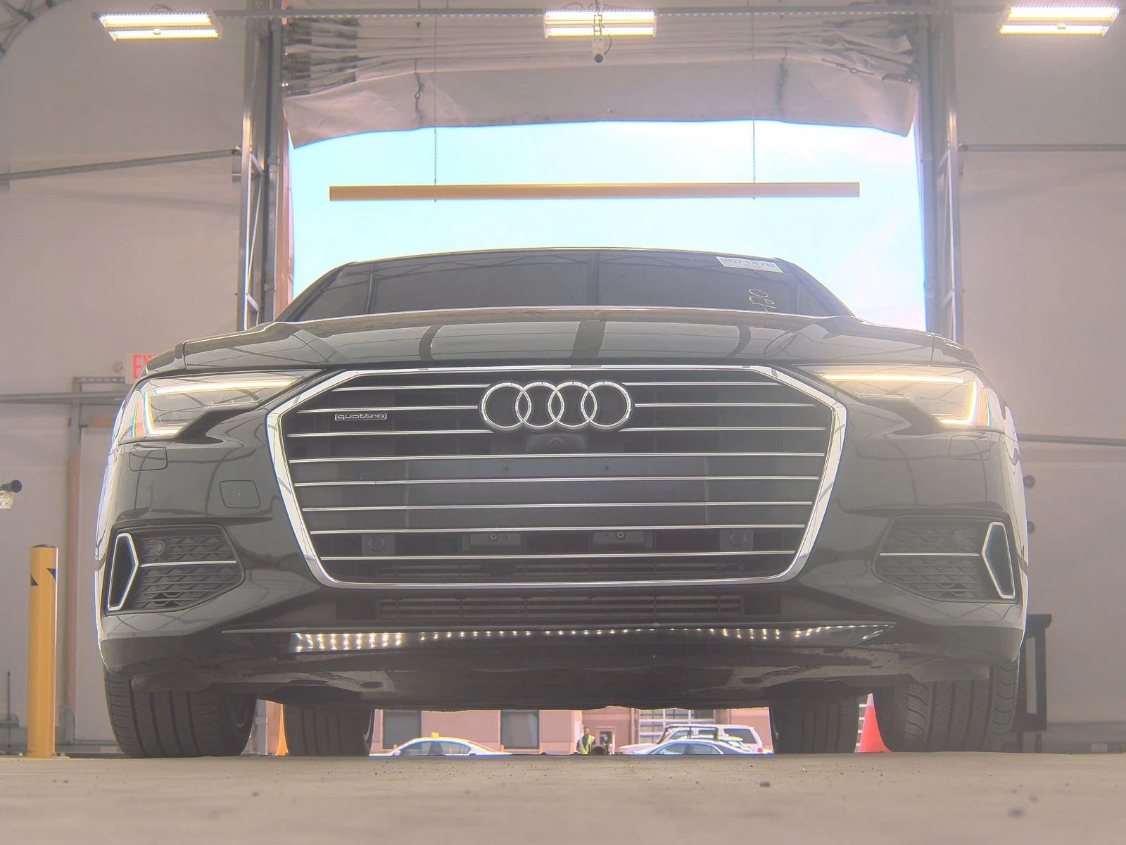 Audi A6 PREMIUM* PLUS* ДИГИТАЛНО* ТАБЛО* ПОДГРЕВ* 360КАМЕР - изображение 5