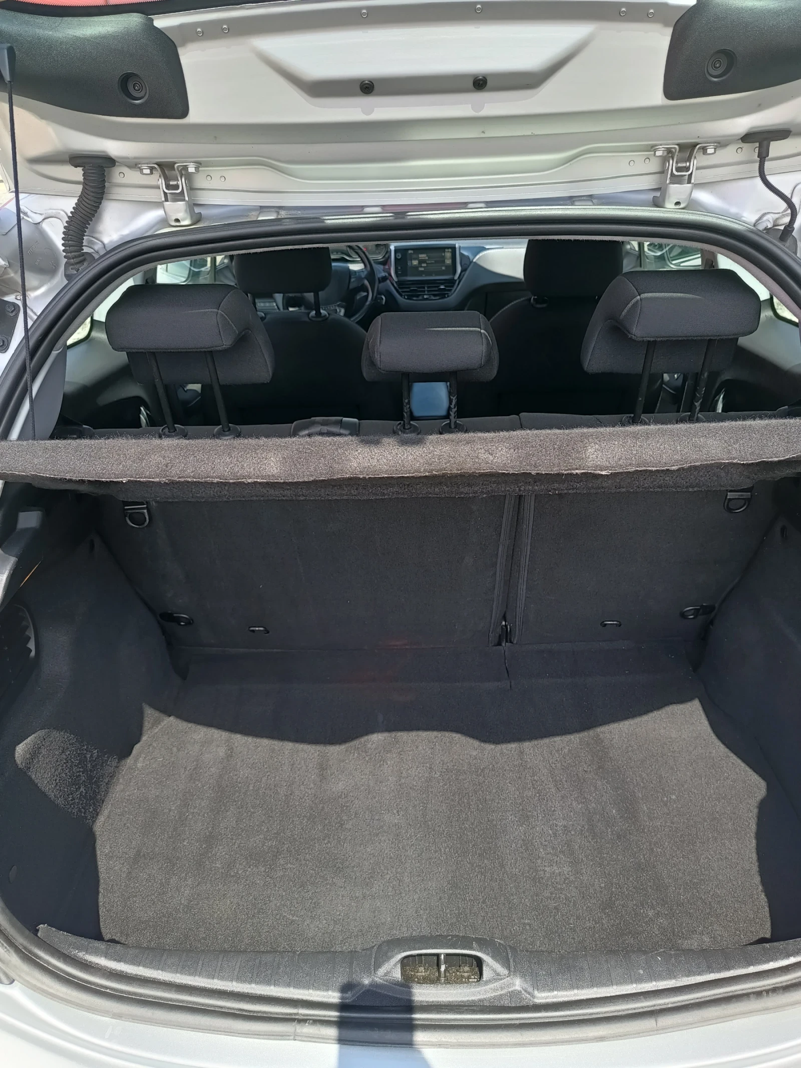 Peugeot 208 1.6 BLUE HDI - изображение 8