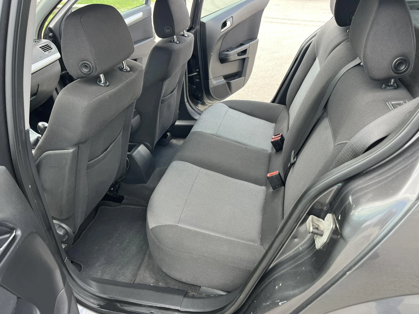Opel Astra 1.6i 116кс FACE КСЕНОН КЛИМАТРОНИК - изображение 9