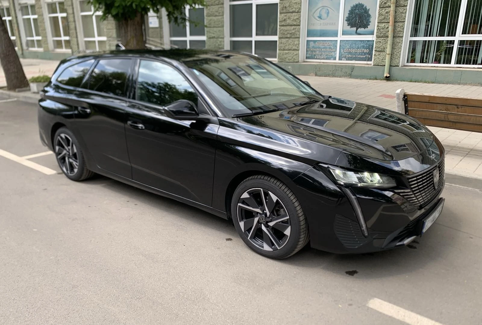 Peugeot 308 SW 1.5BlueHdi 130 CH S&S BVM 6 ALLURE pack - изображение 2