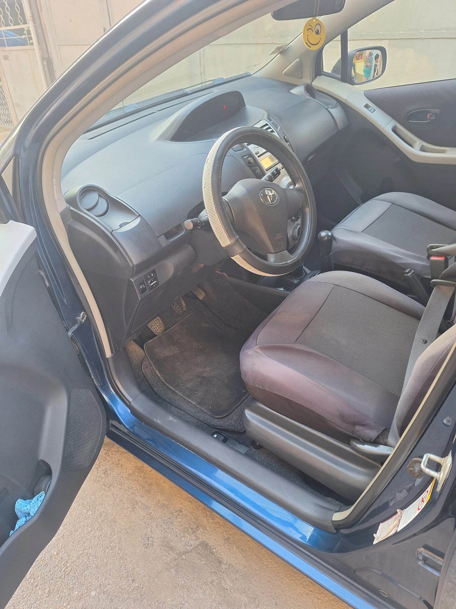 Toyota Yaris  - изображение 2
