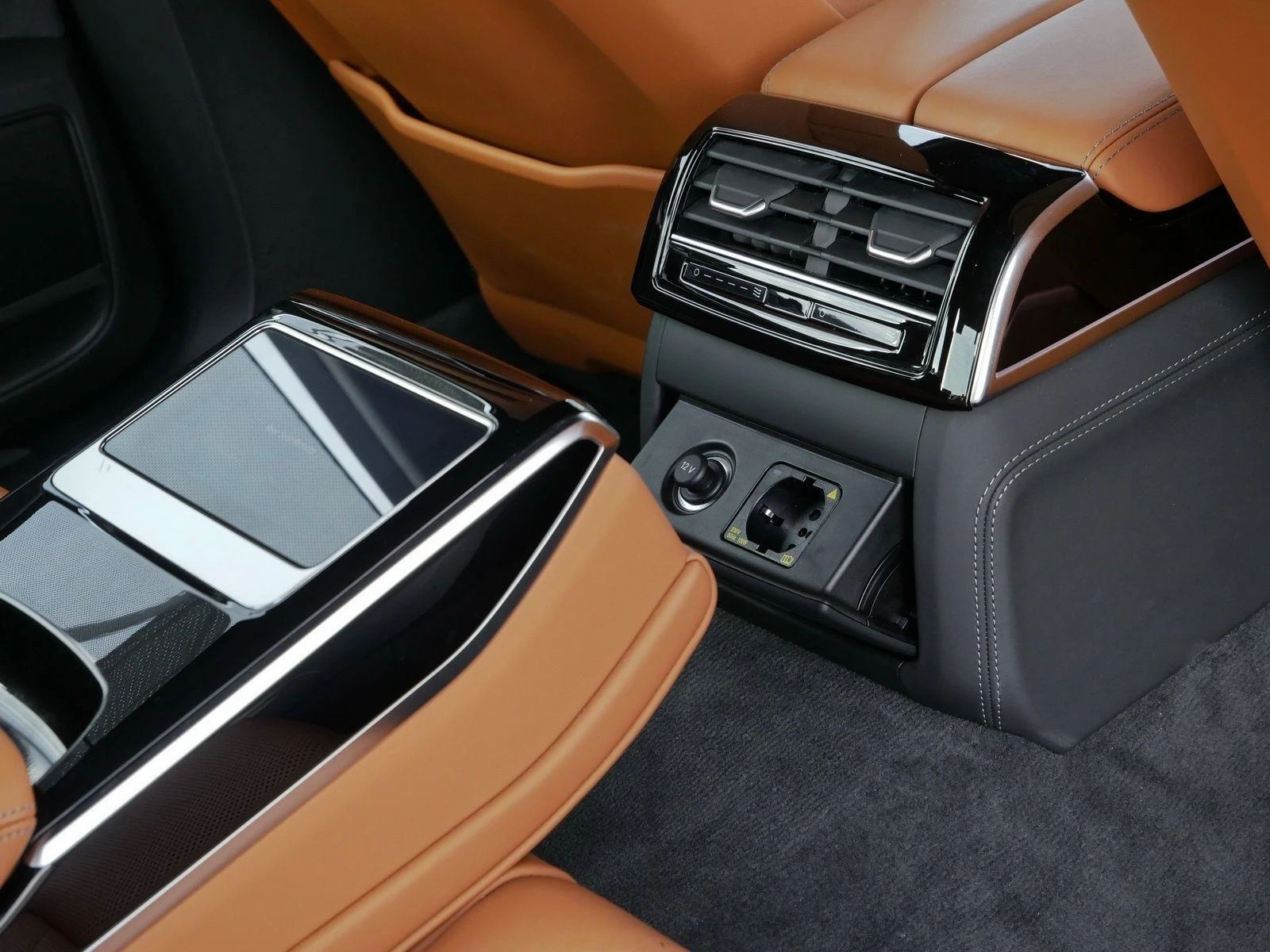 Audi A8 60 TFSI/S-LINE/QUATTRO/B&O/HEAD UP/MATRIX/360/LIFT | Mobile.bg   17