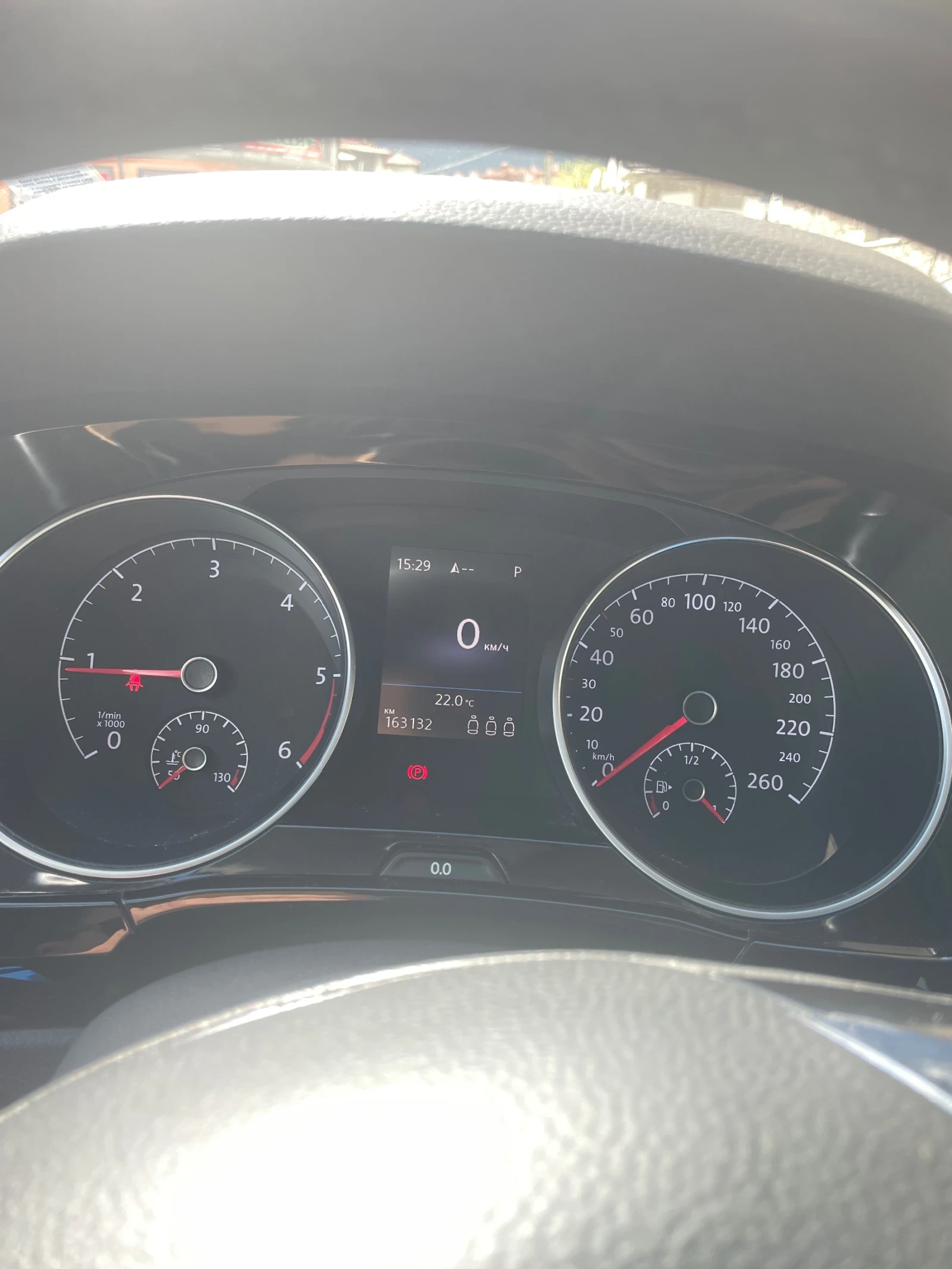 VW Touran Highline 2.0TDI SCR BMT DSG - изображение 5