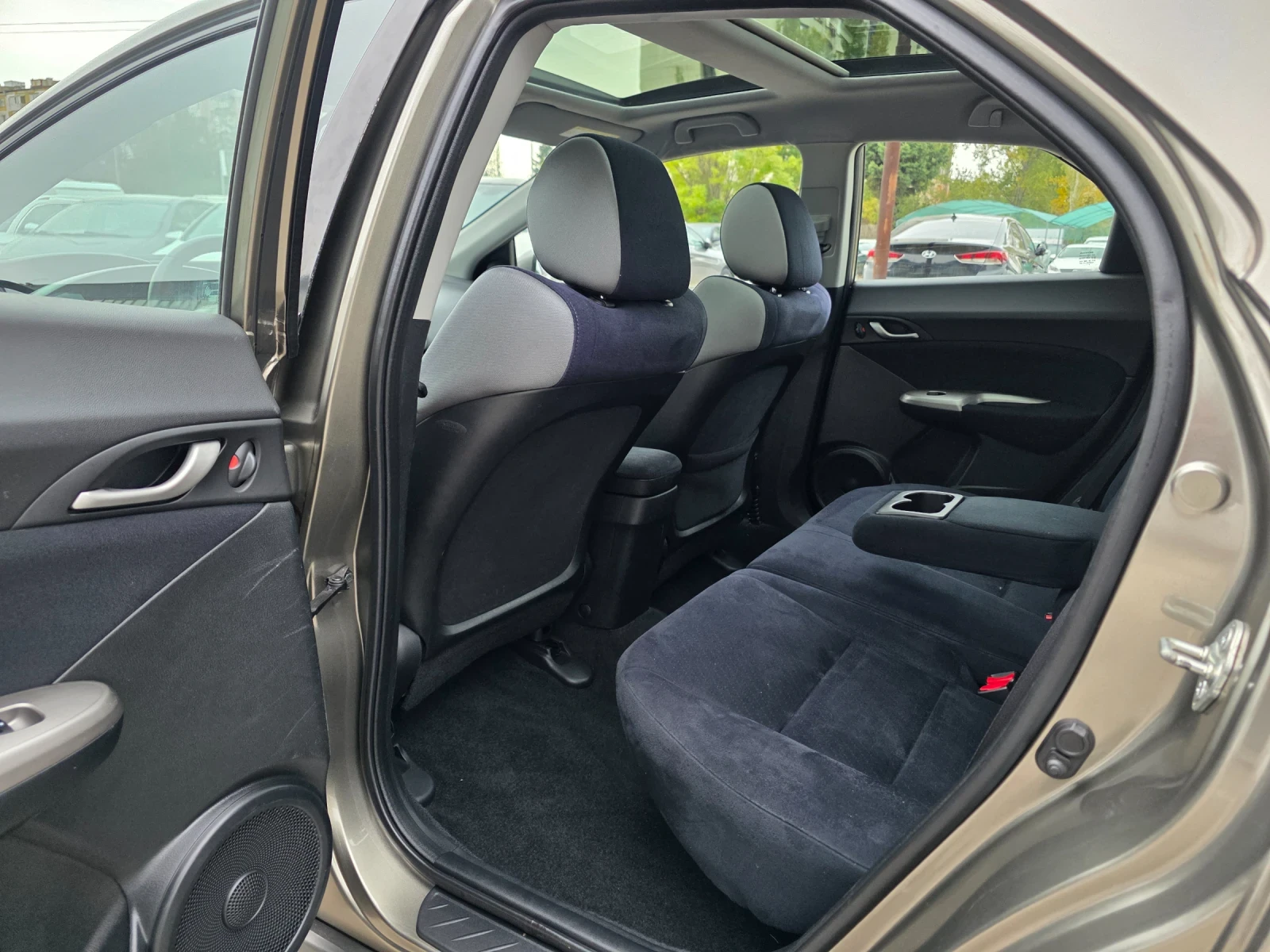 Honda Civic 1.8i 140k.c ITALIA  | Mobile.bg   12