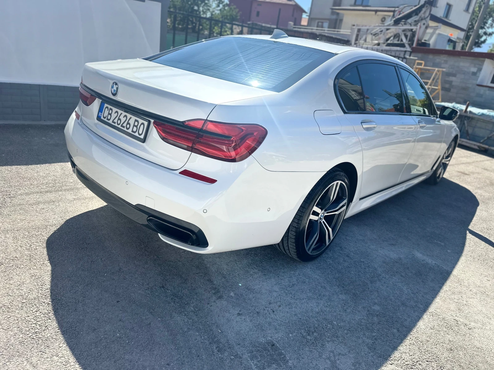 BMW 750 750iL - изображение 6