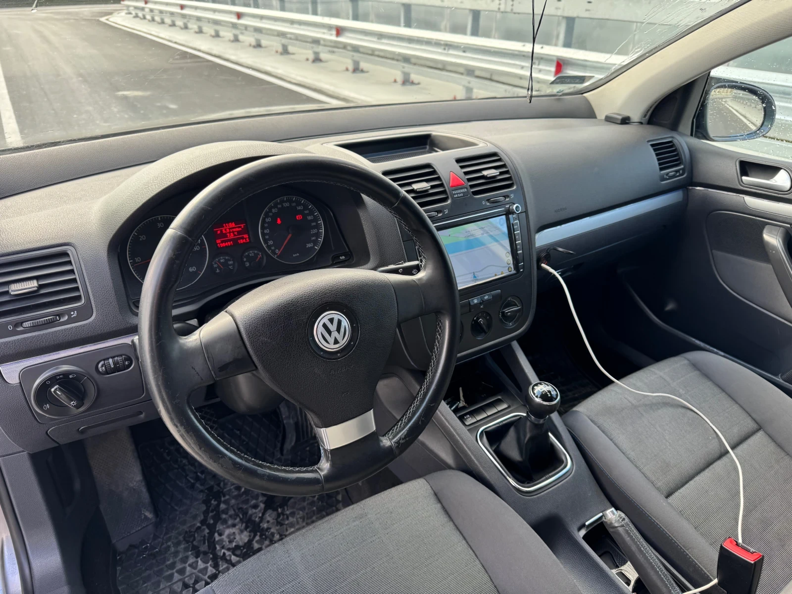VW Golf 1.9 tdi Stage 1, снимка 8 - Автомобили и джипове - 52956531