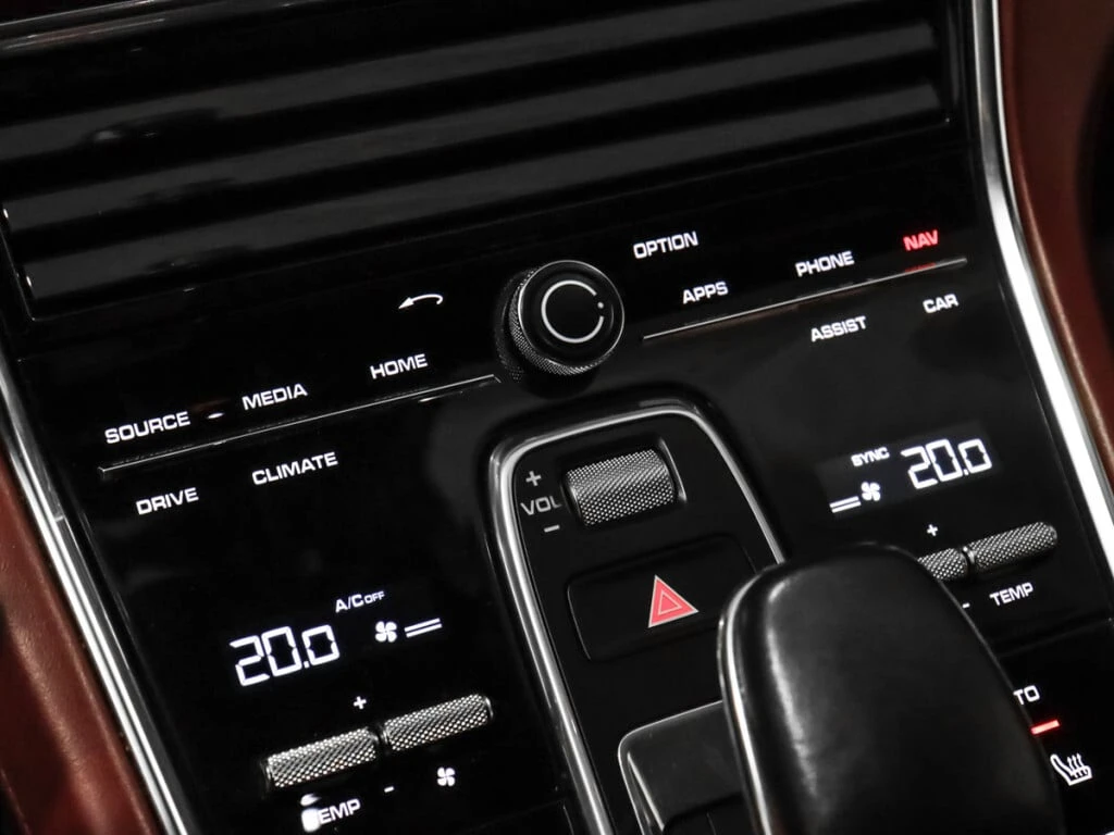 Porsche Panamera *  4S * CARFAX * ��� ������������ ������ | Mobile.bg � ����������� 14