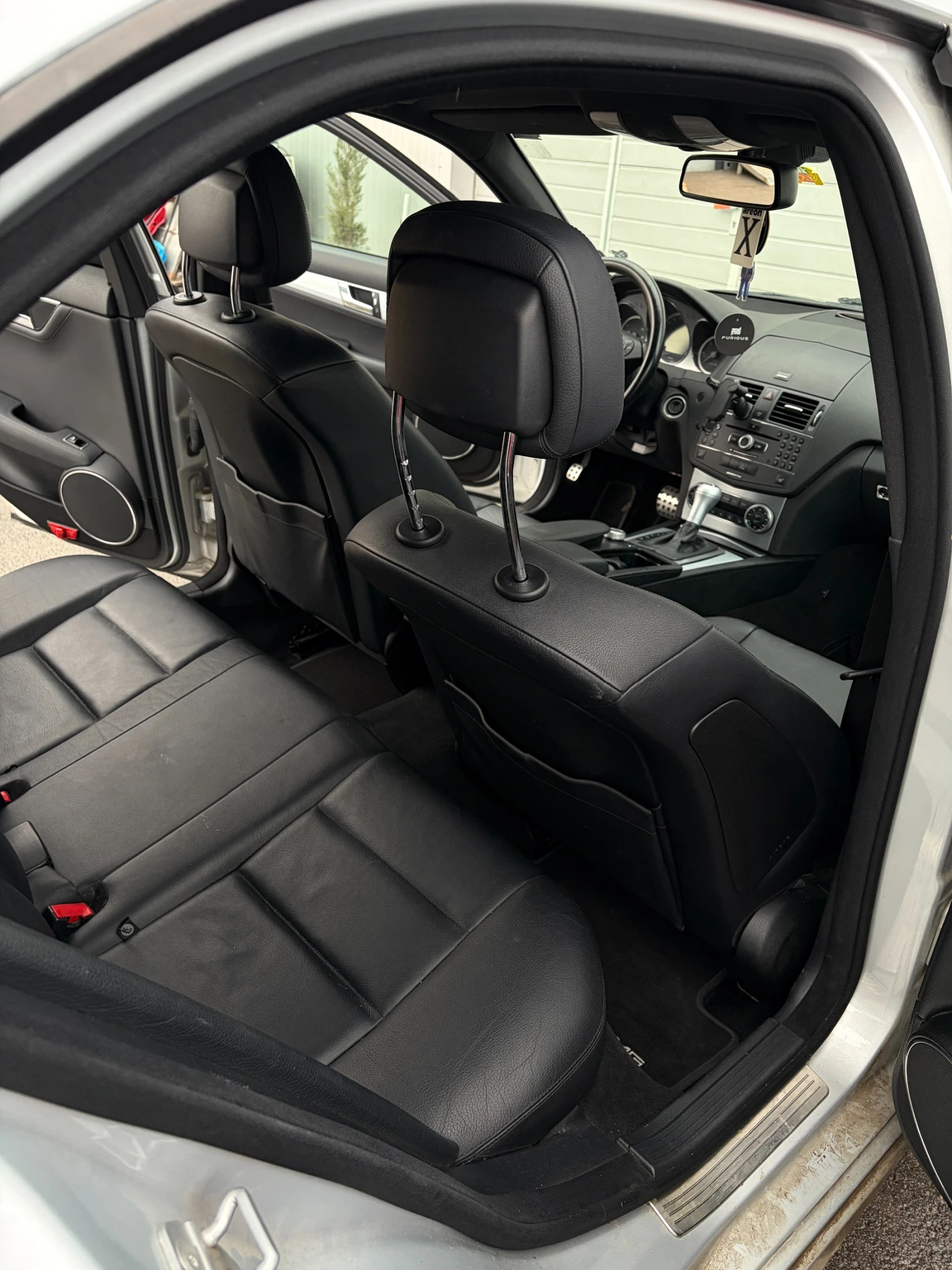 Mercedes-Benz C 350 AMG Line BlueEF 4M - Перфектна!, снимка 10 - Автомобили и джипове - 53815876