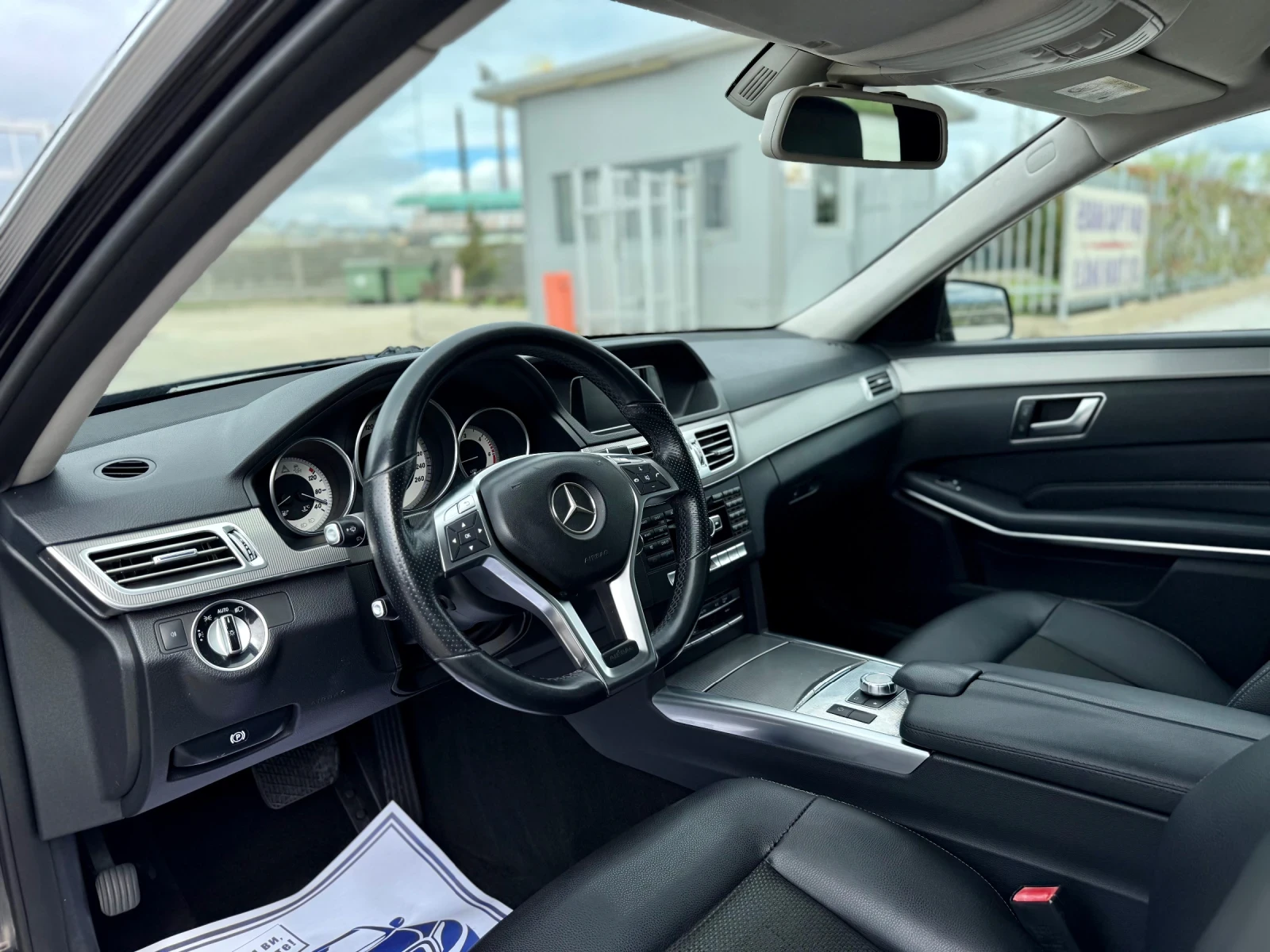 Mercedes-Benz E 220 FACE/ 170кс/ 7G/ NAVI/ AMBIENT/ , снимка 9 - Автомобили и джипове - 54079771