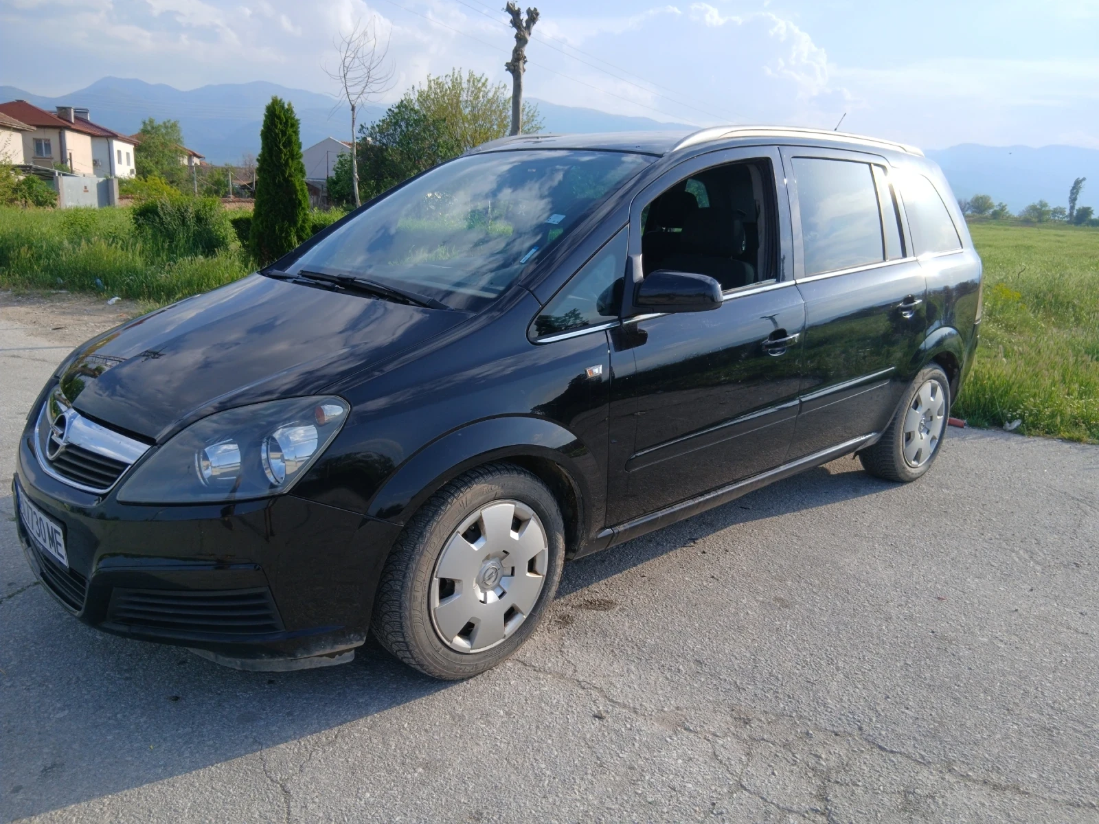 Opel Zafira, снимка 2 - Автомобили и джипове - 54510496