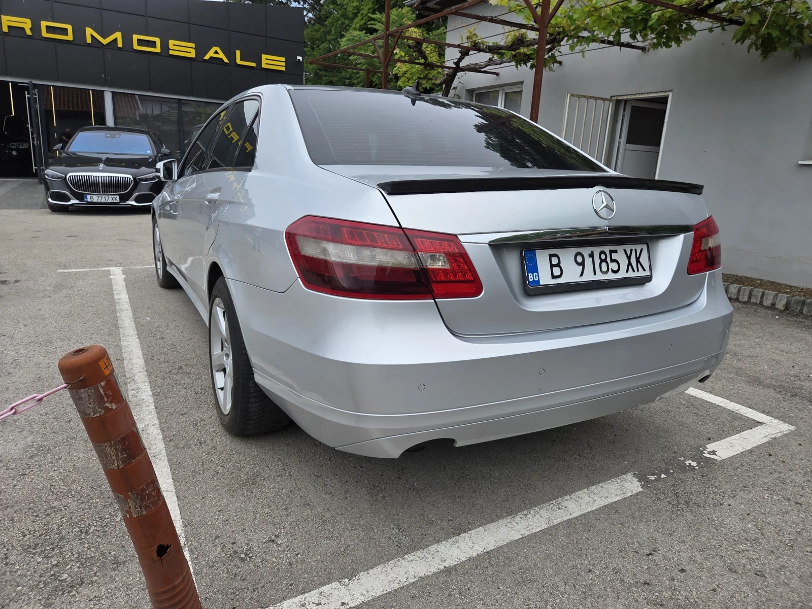 Mercedes-Benz E 250 Седан, снимка 6 - Автомобили и джипове - 54787558