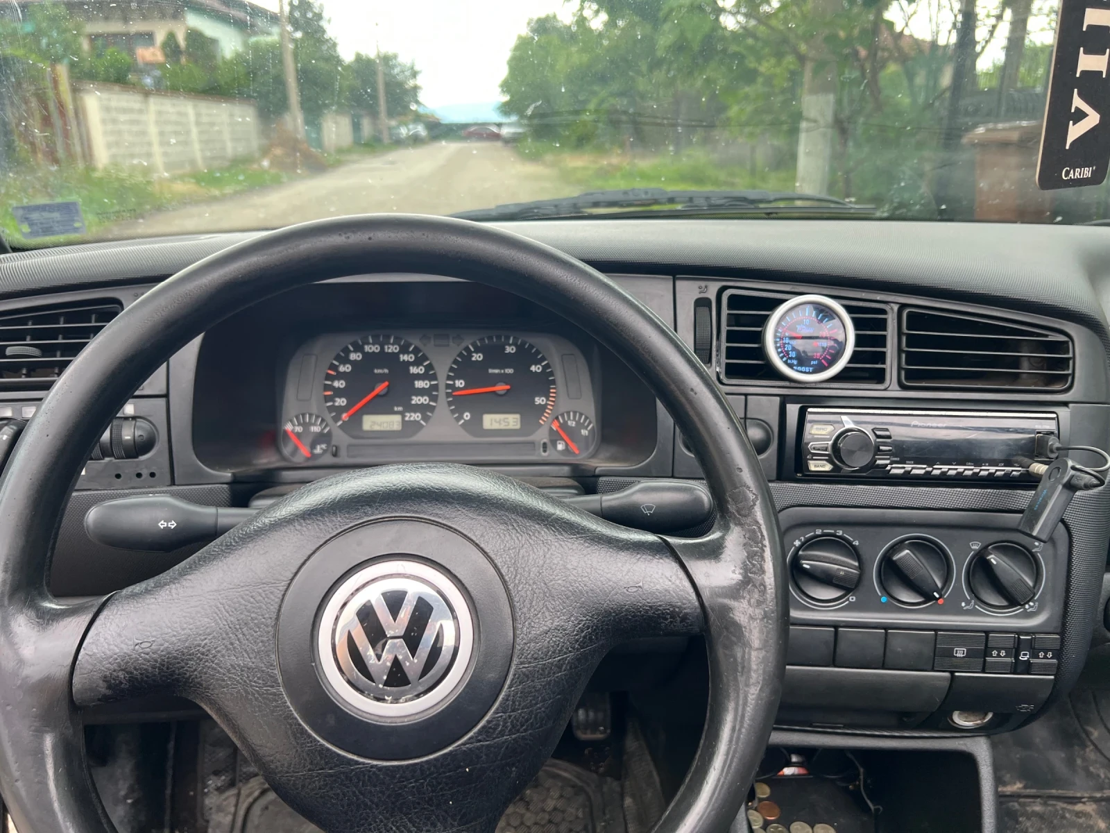 VW Golf 1.9TDI, снимка 8 - Автомобили и джипове - 54807815