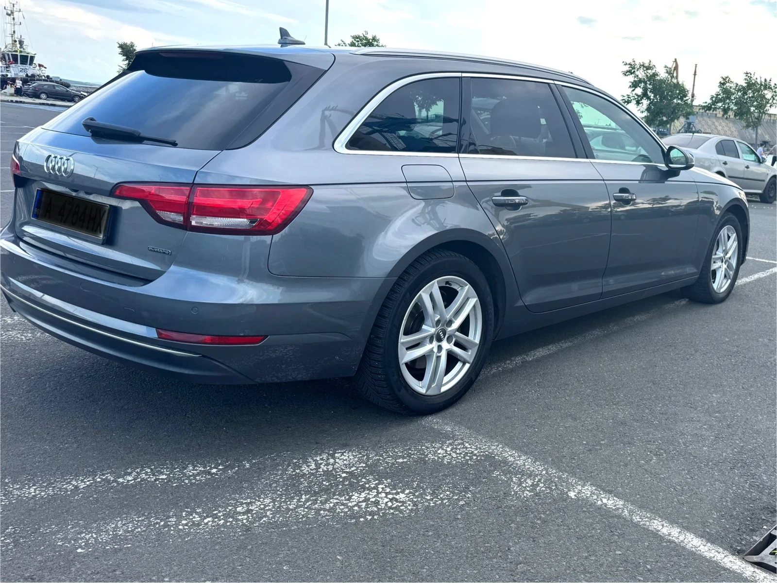 Audi A4 2.0 TDI 190 p.s. QUATTRO, снимка 3 - Автомобили и джипове - 54812551