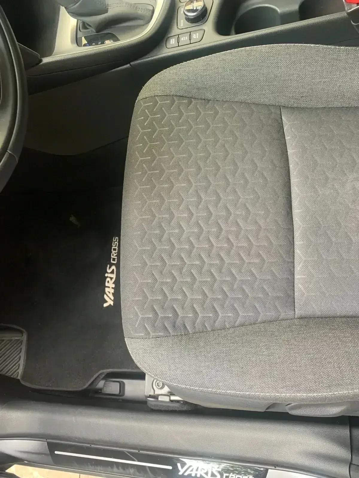 Toyota Yaris Cross 1, 5 хибрид, снимка 9 - Автомобили и джипове - 54889611
