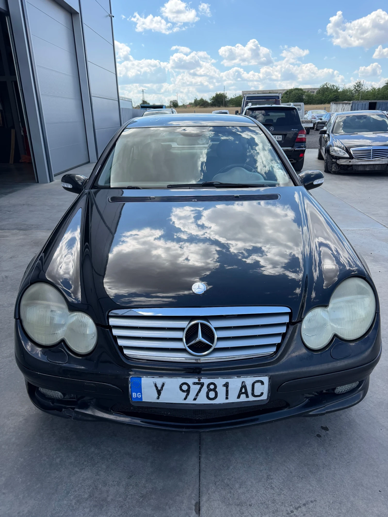 Mercedes-Benz C 200 Автоматик- Газ, снимка 2 - Автомобили и джипове - 54970831