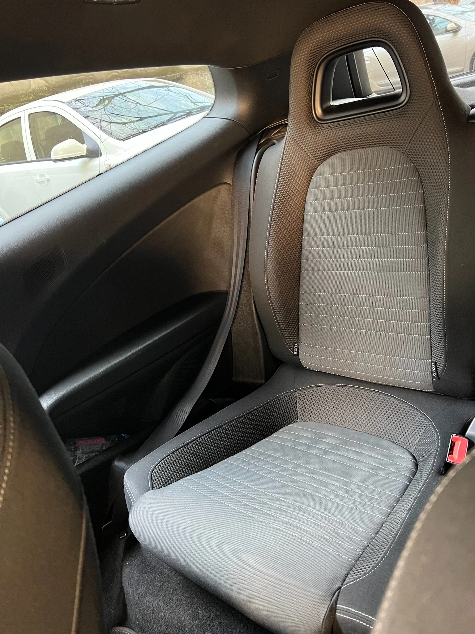 VW Scirocco 2.0 TSI, снимка 15 - Автомобили и джипове - 55091886