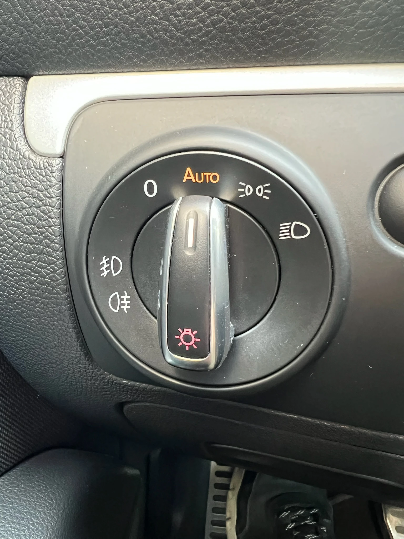 VW Scirocco 2.0 TSI, снимка 10 - Автомобили и джипове - 55091886