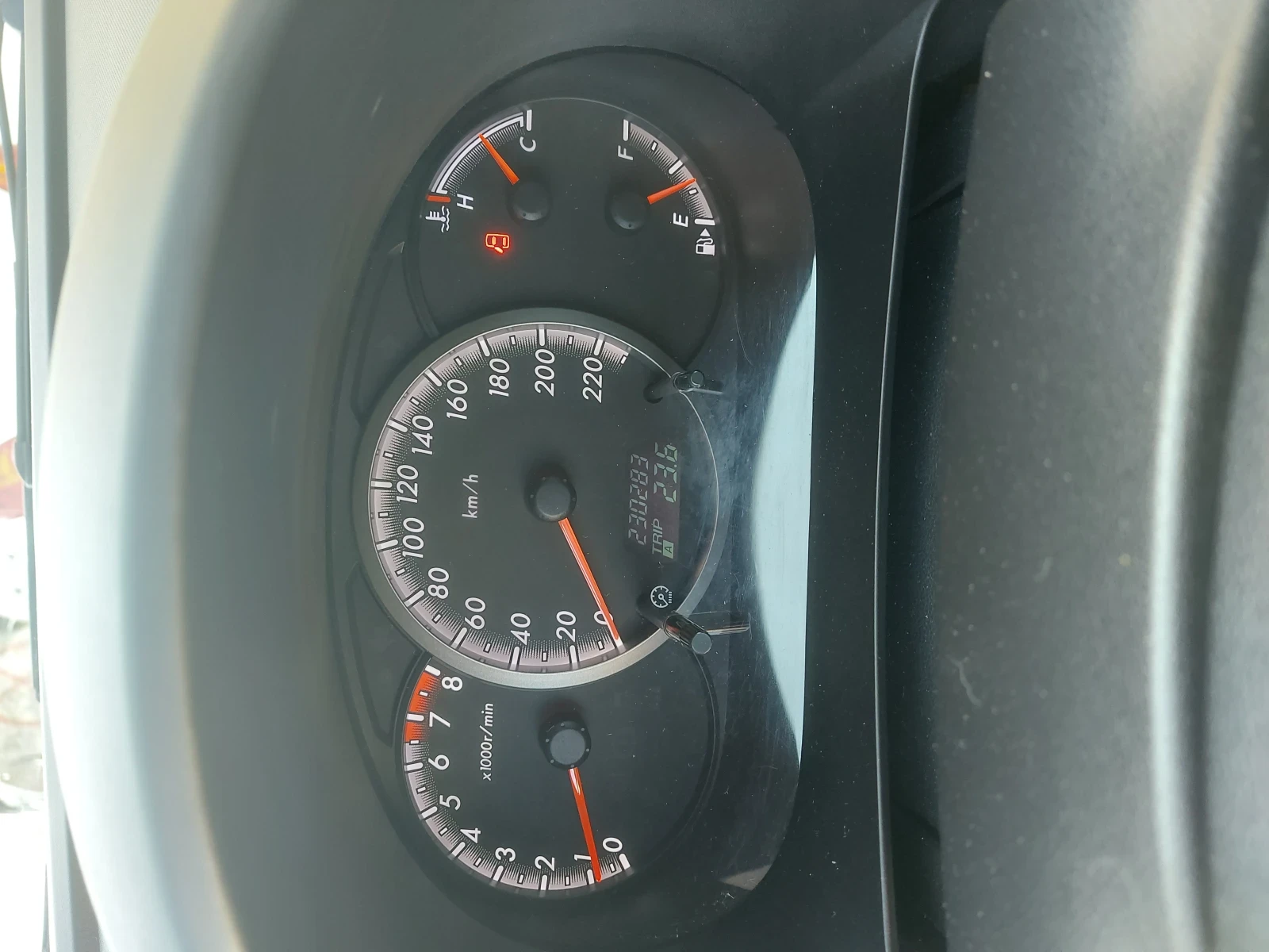 Mazda 5 1.8/Face , снимка 10 - Автомобили и джипове - 55506396