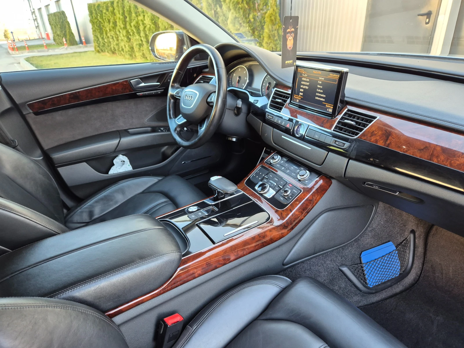 Audi A8 3.0TDI 2012г., снимка 16 - Автомобили и джипове - 55988302