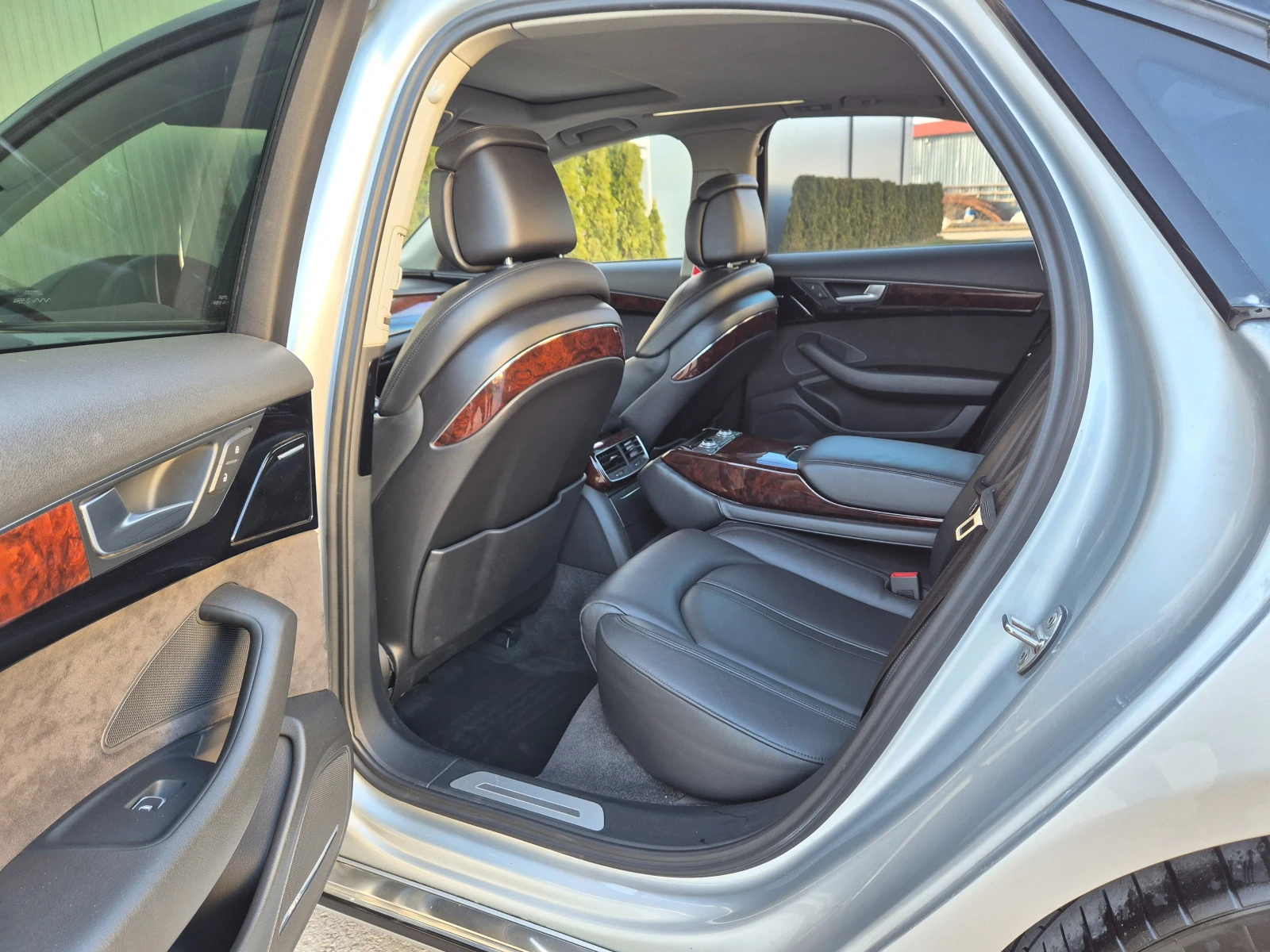Audi A8 3.0TDI 2012г., снимка 12 - Автомобили и джипове - 55988302