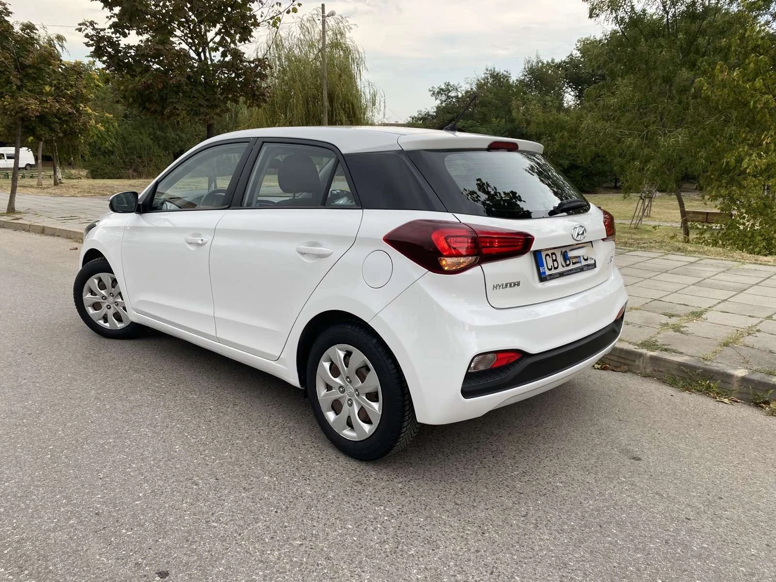Hyundai I20 1, 2, снимка 3 - Автомобили и джипове - 56231612