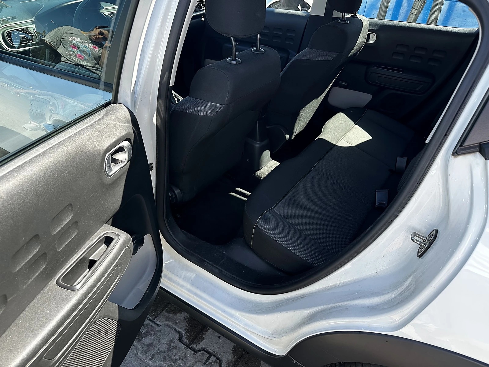 Citroen C3 1.2 PureTech Two-Tone, снимка 9 - Автомобили и джипове - 56439743