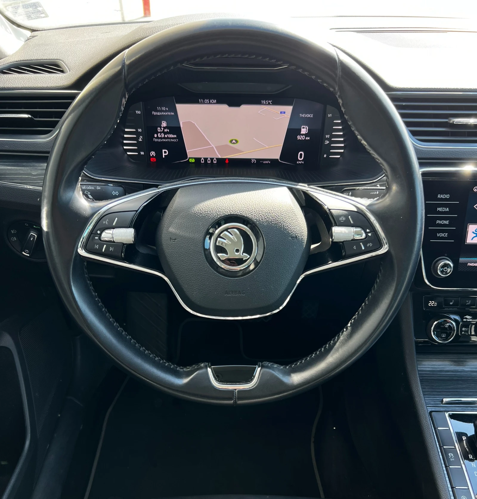 Skoda Superb Style 4x4, снимка 14 - Автомобили и джипове - 56449489