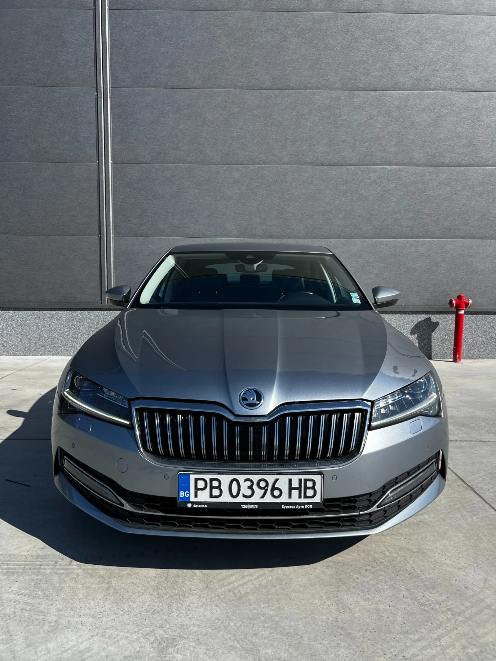 Skoda Superb Style 4x4, снимка 5 - Автомобили и джипове - 56449489