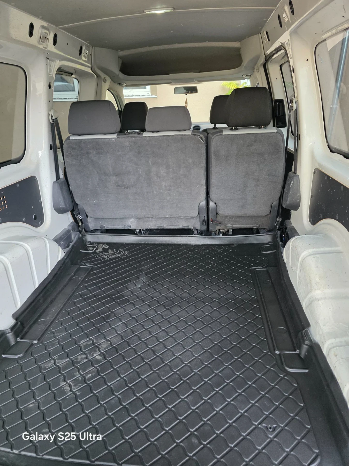 VW Caddy EcoFuel / Метан - Бензин /, снимка 11 - Автомобили и джипове - 56536766
