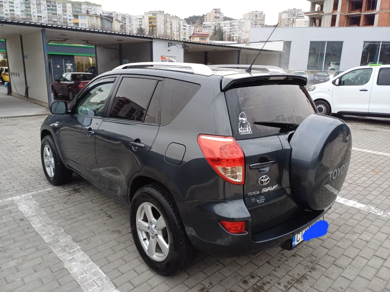 Toyota Rav4, снимка 2 - Автомобили и джипове - 48218277