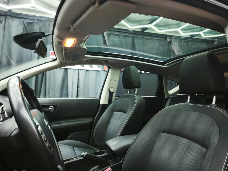 Nissan Qashqai 1.6 Tekna 117k.c * NAVI* PANORAMA* CAMERA* , снимка 9 - Автомобили и джипове - 50811065