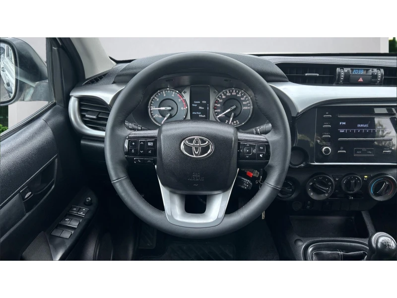 Toyota Hilux COMFORT, Месечна вноска от 795 лв., снимка 9 - Автомобили и джипове - 51928741