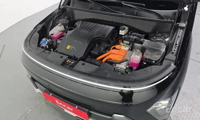 Hyundai Kona SX2 Premium, снимка 3 - Автомобили и джипове - 54597546