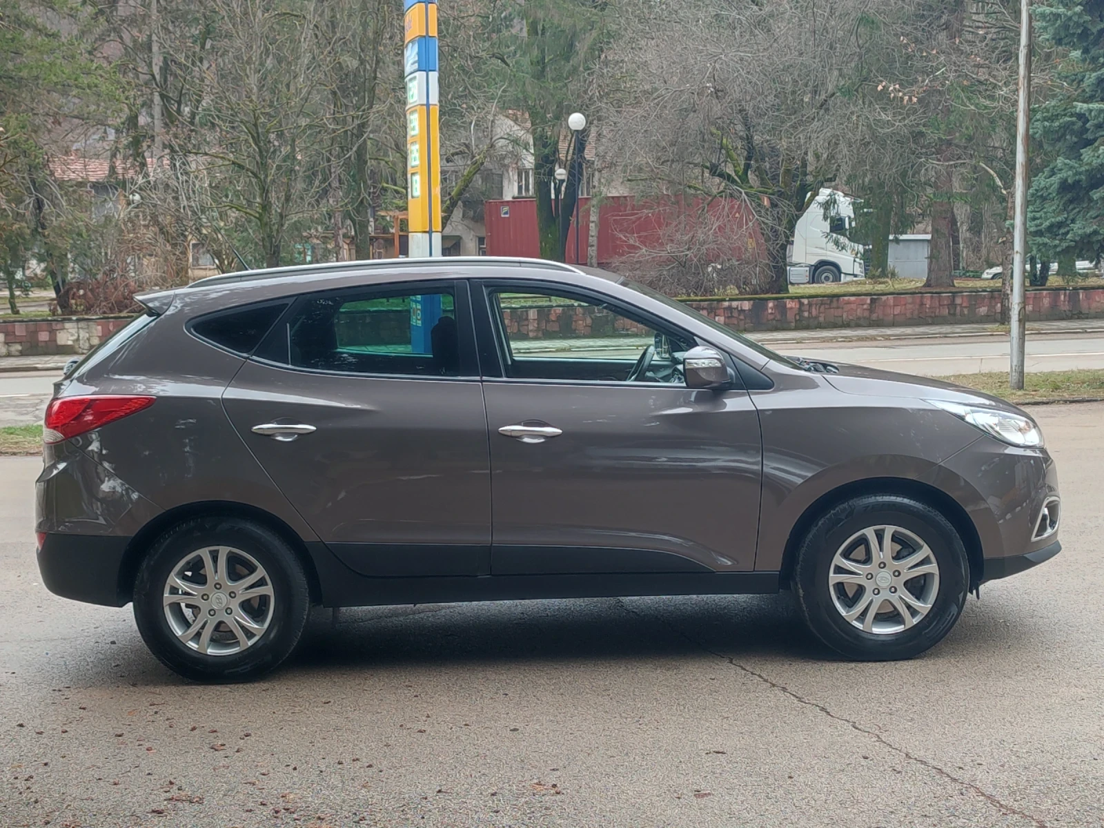 Hyundai IX35 2.0i 163 k.c. CH - изображение 8