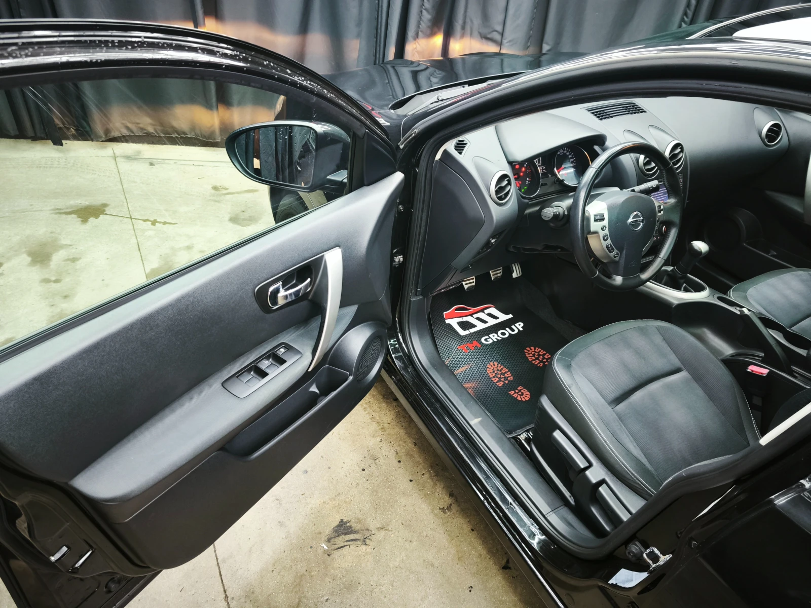 Nissan Qashqai 1.6 Tekna 117k.c * NAVI* PANORAMA* CAMERA*  - изображение 7
