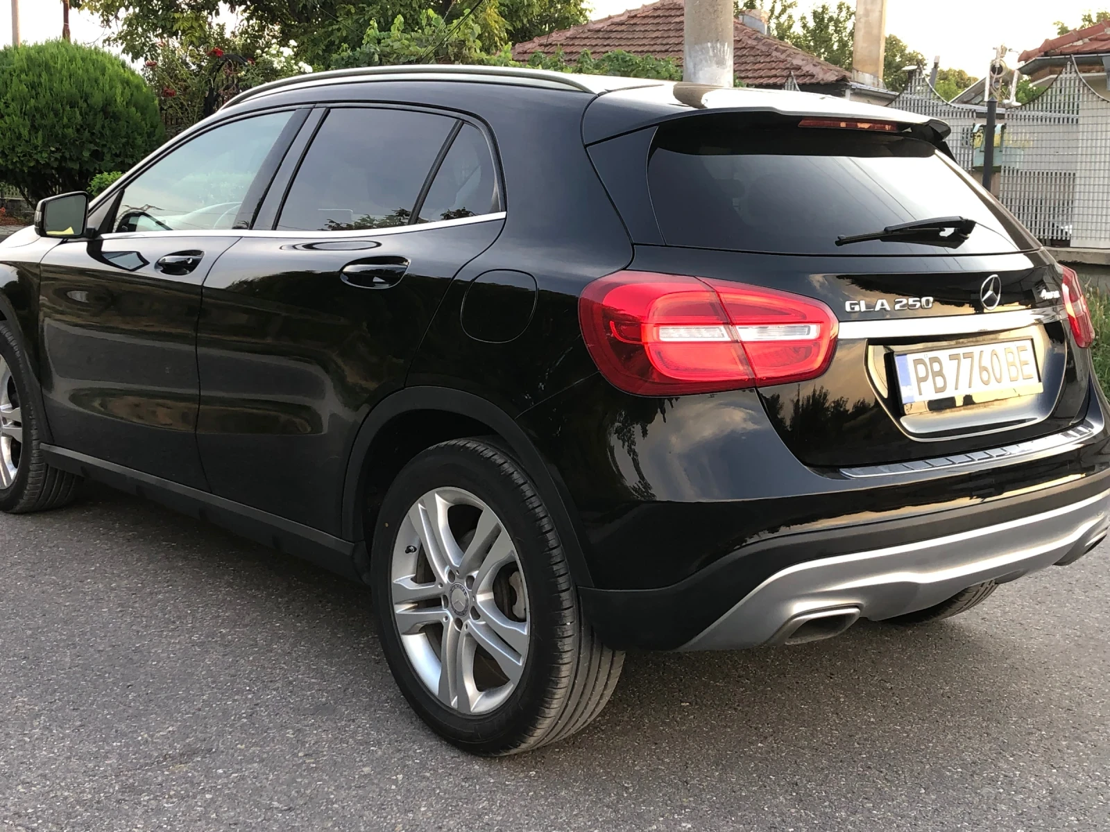 Mercedes-Benz GLA 250 4MATIC, снимка 8 - Автомобили и джипове - 54014287